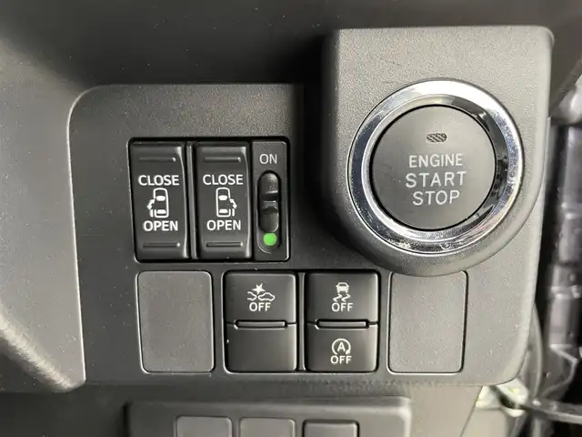 トヨタ ルーミー カスタムG S 富山県 2017(平29)年 2.1万km ブラックマイカメタリック 純正ナビ（CD　bluetooth）/ワンセグTV/バックカメラ/リアコーナーセンサー/ビルトインETC/両側パワースライドドア/前ドラレコ（DRT-H66A）/衝突軽減ブレーキ/車線逸脱警報/先行車発進お知らせ/クルーズコントロール/横滑防止装置/LEDヘッドライト/フォグ/スマートキー/プッシュスタート/純正マット・バイザー