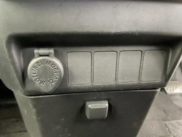 トヨタ ルーミー カスタムG S 富山県 2017(平29)年 2.1万km ブラックマイカメタリック 純正ナビ（CD　bluetooth）/ワンセグTV/バックカメラ/リアコーナーセンサー/ビルトインETC/両側パワースライドドア/前ドラレコ（DRT-H66A）/衝突軽減ブレーキ/車線逸脱警報/先行車発進お知らせ/クルーズコントロール/横滑防止装置/LEDヘッドライト/フォグ/スマートキー/プッシュスタート/純正マット・バイザー