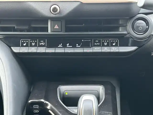 トヨタ クラウン スポーツ Z 栃木県 2024(令6)年 1.1万km プレシャスホワイトパール ワンオーナー/ToyotaSafetySense/・プリクラッシュセーフティ/・緊急時操舵支援＋フロントクロストラフィックアラート［FCTA］＋レーンチェンジアシスト［LCA］/・レーントレーシングアシスト［LTA］＋レーンディパーチャーアラート［LDA］/・レーダークルーズコントロール/・アダプティブハイビームシステム［AHS］/・オートマチックハイビーム［AHB］/・ロードサインアシスト［RSA］/・ドライバー異常時対応システム/・プロアクティブドライビングアシスト［PDA］/・発進遅れ告知機能［TMN］/・ブラインドスポットモニター［BSM］＋安心降車アシスト［SEA］＋後方車両接近告知＋周辺車両接近時サポート/(録画機能・通報提案機能)＋後方車両への接近警報＋セカンダリーコリジョンブレーキ(停車中後突対応)/パーキングサポートブレーキ/ドライブレコーダー(前後方)/トヨタ チームメイト/・アドバンスト パーク(リモート機能付)＋パーキングサポートブレーキ(周囲静止物)/・アドバンスト ドライブ(渋滞時支援)/パノラミックビューモニター/デジタルインナーミラー/ディスプレイオーディオ(コネクティッドナビ対応)Plus