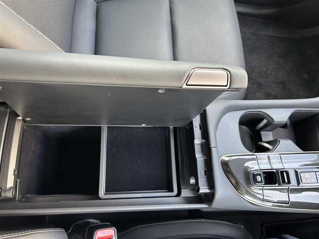 トヨタ クラウン スポーツ Z 栃木県 2024(令6)年 1.1万km プレシャスホワイトパール ワンオーナー/ToyotaSafetySense/・プリクラッシュセーフティ/・緊急時操舵支援＋フロントクロストラフィックアラート［FCTA］＋レーンチェンジアシスト［LCA］/・レーントレーシングアシスト［LTA］＋レーンディパーチャーアラート［LDA］/・レーダークルーズコントロール/・アダプティブハイビームシステム［AHS］/・オートマチックハイビーム［AHB］/・ロードサインアシスト［RSA］/・ドライバー異常時対応システム/・プロアクティブドライビングアシスト［PDA］/・発進遅れ告知機能［TMN］/・ブラインドスポットモニター［BSM］＋安心降車アシスト［SEA］＋後方車両接近告知＋周辺車両接近時サポート/(録画機能・通報提案機能)＋後方車両への接近警報＋セカンダリーコリジョンブレーキ(停車中後突対応)/パーキングサポートブレーキ/ドライブレコーダー(前後方)/トヨタ チームメイト/・アドバンスト パーク(リモート機能付)＋パーキングサポートブレーキ(周囲静止物)/・アドバンスト ドライブ(渋滞時支援)/パノラミックビューモニター/デジタルインナーミラー/ディスプレイオーディオ(コネクティッドナビ対応)Plus