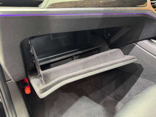 ＢＭＷ ＢＭＷ ３２０ｄ xDrive ツーリング Mスポーツ 千葉県 2019(令1)年 6.4万km サファイアブラックP ハイラインＰＫＧ　/ＡＣＣ　/黒革シート　/ナビ　/Ｂカメラ　/Ｂｌｕｅｔｏｏｔｈ接続　/電動リアゲート　/電動シート　/シートヒーター　/ＬＥＤヘッドライト　　/衝突軽減Ｂ　/ＢＳＭ　/ＬＫＡ　　/ＥＴＣ　/ドラレコ