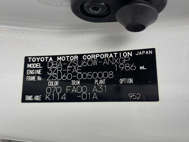 トヨタ ハリアー プレミアム 茨城県 2015(平27)年 8.2万km ホワイトパールクリスタルシャイン メモリナビ　フルセグＴＶ　バックモニター　後席モニター　ＬＥＤヘッドライト　フォグライト　スマートキー　純正１８インチアルミホイール　ハーフレザーシート　ウッドコンビステアリング　横滑り防止装置