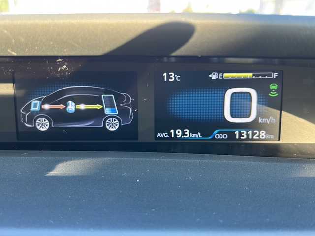 トヨタ プリウス Sセーフティプラス 愛知県 2018(平30)年 1.4万km アティチュードブラックマイカ 純正９インチナビ/・Ｂｌｕｅｔｏｏｔｈ/・フルセグ/・ＤＶＤ　ＣＤ/モデリスタエアロ/バックカメラ/ビルトインＥＴＣ/パーキングアシスト/トヨタセーフティーセンス/追従クルコン/衝突軽減/クリアランスソナー/レーンキープ/オートマチックハイビーム/LEDヘッドライト/ステアリングスイッチ