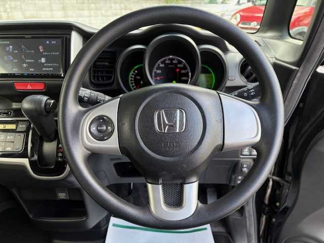 ホンダ Ｎ ＢＯＸ G SSパッケージ 大阪府 2014(平26)年 5.4万km スマートブラック SDナビ（フルセグ/BT/USB/DVD)/両側パワースライドドア/バックカメラ/衝突被害軽減システム/横滑り防止装置/社外AW（14inch)/社外フロアマット/スペアキー1本/取扱説明書/保証書
