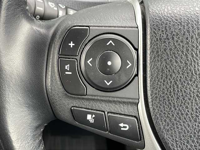 トヨタ ノア ハイブリッド Si 香川県 2018(平30)年 11.6万km ブラッキッシュアゲハガラスフレーク Toyota Safety Sense C/・プリクラッシュセーフティシステム（PCS）/・レーンディパーチャーアラート（LDA）/・オートマチックハイビーム（AHB）/・先行車発進告知機能/純正9型メモリナビ(NSZT-Y66T)/・フルセグTV/・AM/FM/・DVD/CD/・Bluetooth接続/後席モニター（V12T-R66C）/両側パワースライドドア/バックカメラ/パーソナルテーブル/ロールカーテンシェード/純正16インチアルミホイール/純正LEDライト/フロントフォグランプ/横滑り防止機能/レーダークルーズコントロール/前席シートヒーター/前席エアシート/プッシュスタート/スマートキー/ステアリングリモコン/純正フロアマット/ETC/前後ドライブレコーダー/ウィンカーミラー