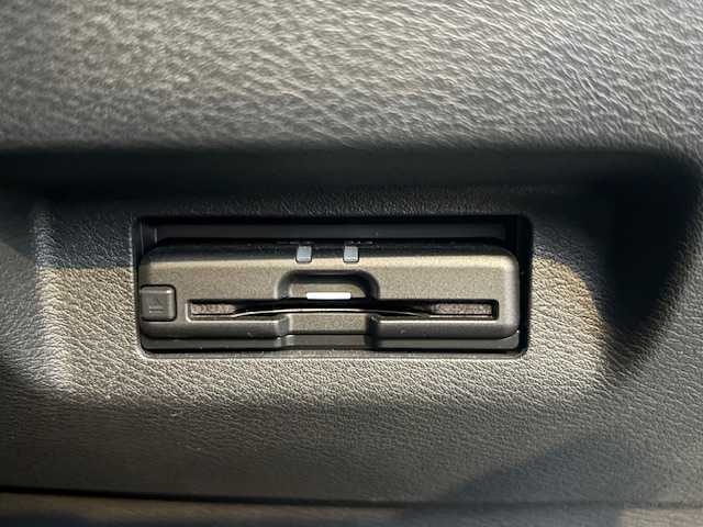 日産 キックス X 宮城県 2021(令3)年 6.7万km ブリリアントホワイトパール 登録時走行距離66451km/純正SDナビ/ワンオーナー/プロパイロット/シートヒーター/アラウンドビューモニター/ドライブレコーダー/ETC/衝突軽減システム/ステアリングヒーター/コーナーセンサー/クリアランスソナー/ヘッドライトイベライザー/ドアバイザー/フォグランプ/純正アルミホイール/社外フロアマット/ウインカーミラー/電動格納ミラー