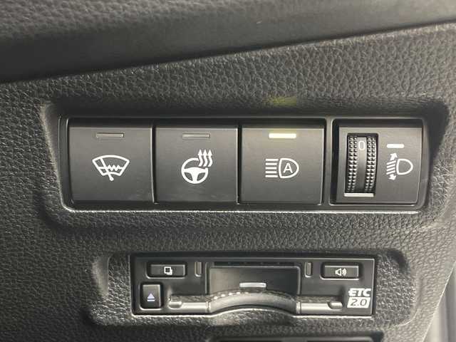 トヨタ カローラ クロス ハイブリッド Z 群馬県 2025(令7)年 0.7万km プラチナホワイトパールマイカ 純正１０．５型ナビ　全周囲カメラ　ＬＥＤリヤフォグランプ　トヨタチームメイト　ＢＳＭ　ハーフレザーシート　シートヒーター　ＥＴＣ２．０　衝突被害軽減ブレーキ　レーンアシスト　LEDヘッドライト　禁煙