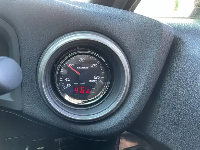 トヨタ ８６ GT 埼玉県 2015(平27)年 11.5万km ライトニングレッド /柿本マフラー//BLITZエアクリーナー//BLITZ車高調//DVDナビ//バックカメラ//ETC//スマートキーx2//キセノン//W.サイド.カーテンエアバッグ//ABS//横滑り防止装置//革巻きステアリング//Fフォグランプ//フロントスポイラー//リヤスポイラー//純正17インチAW//新車時保証書//取扱説明書