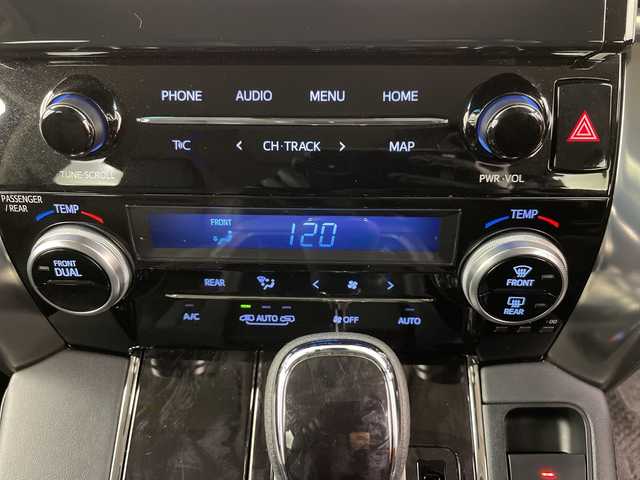 トヨタ アルファード S Cパッケージ 道央・札幌 2023(令5)年 3.6万km ブラック ・４WD/寒冷地仕様/・純正ディスプレイオーディオ/・ナビ/BT/Miracast/・バックカメラ　/・トヨタセーフティーセンス　/・プリクラッシュセーフティー/・クリアランスソナー/・レーダークルーズコントロール　/・パワーバックドア　/・ＬＥＤライト　/オートハイビーム　/・両側パワースライドドア　/・シートヒーター/・AC100V100W/・パワーシート/・ベンチレーション/・ステアリングヒーター/・ウッドコンピハンドル