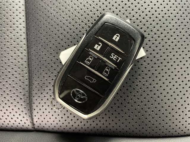 トヨタ アルファード S Cパッケージ 道央・札幌 2023(令5)年 3.6万km ブラック ・４WD/寒冷地仕様/・純正ディスプレイオーディオ/・ナビ/BT/Miracast/・バックカメラ　/・トヨタセーフティーセンス　/・プリクラッシュセーフティー/・クリアランスソナー/・レーダークルーズコントロール　/・パワーバックドア　/・ＬＥＤライト　/オートハイビーム　/・両側パワースライドドア　/・シートヒーター/・AC100V100W/・パワーシート/・ベンチレーション/・ステアリングヒーター/・ウッドコンピハンドル