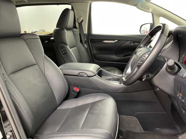 トヨタ アルファード S Cパッケージ 道央・札幌 2023(令5)年 3.6万km ブラック ・４WD/寒冷地仕様/・純正ディスプレイオーディオ/・ナビ/BT/Miracast/・バックカメラ　/・トヨタセーフティーセンス　/・プリクラッシュセーフティー/・クリアランスソナー/・レーダークルーズコントロール　/・パワーバックドア　/・ＬＥＤライト　/オートハイビーム　/・両側パワースライドドア　/・シートヒーター/・AC100V100W/・パワーシート/・ベンチレーション/・ステアリングヒーター/・ウッドコンピハンドル