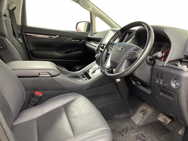 トヨタ アルファード S Cパッケージ 道央・札幌 2023(令5)年 3.6万km ブラック ・４WD/寒冷地仕様/・純正ディスプレイオーディオ/・ナビ/BT/Miracast/・バックカメラ　/・トヨタセーフティーセンス　/・プリクラッシュセーフティー/・クリアランスソナー/・レーダークルーズコントロール　/・パワーバックドア　/・ＬＥＤライト　/オートハイビーム　/・両側パワースライドドア　/・シートヒーター/・AC100V100W/・パワーシート/・ベンチレーション/・ステアリングヒーター/・ウッドコンピハンドル