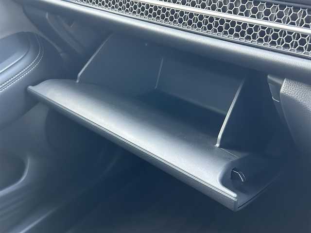 ホンダ ＺＲ－Ｖ Z 群馬県 2023(令5)年 0.7万km Ｄグリーン ワンオーナー/純正9インチワイドナビ/（フルセグ/AppleCarPlay/AndroidAuto）/マルチビューカメラシステム/BOSEプレミアムサウンドシステム/ホンダセンシング/・衝突軽減ブレーキ/・後方誤発進抑制機能/・歩行者事故低減ステアリング/・渋滞追従機能付アダプティブクルーズコントロール/・車線維持支援システム/・先行車発進お知らせ機能/・標識認識機能/・ブラインドスポットインフォメーション/・後退出庫サポート/・誤発進抑制機能/・近距離衝突軽減ブレーキ/・路外逸脱抑制機能/・トラフィックジャムアシスト/・オートハイビーム/・パーキングセンサーシステム/アクティブコーナリングライト/ステアリングヒーター/パドルシフト/革シート/シートヒーター/ドライビングポジションシステム/置くだけ充電/パワーバックドア/ETC/前後ドライブレコーダー/LEDヘッドランプ/保証書・取説・スペアキー