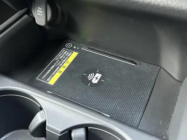 ホンダ ＺＲ－Ｖ Z 群馬県 2023(令5)年 0.7万km Ｄグリーン ワンオーナー/純正9インチワイドナビ/（フルセグ/AppleCarPlay/AndroidAuto）/マルチビューカメラシステム/BOSEプレミアムサウンドシステム/ホンダセンシング/・衝突軽減ブレーキ/・後方誤発進抑制機能/・歩行者事故低減ステアリング/・渋滞追従機能付アダプティブクルーズコントロール/・車線維持支援システム/・先行車発進お知らせ機能/・標識認識機能/・ブラインドスポットインフォメーション/・後退出庫サポート/・誤発進抑制機能/・近距離衝突軽減ブレーキ/・路外逸脱抑制機能/・トラフィックジャムアシスト/・オートハイビーム/・パーキングセンサーシステム/アクティブコーナリングライト/ステアリングヒーター/パドルシフト/革シート/シートヒーター/ドライビングポジションシステム/置くだけ充電/パワーバックドア/ETC/前後ドライブレコーダー/LEDヘッドランプ/保証書・取説・スペアキー