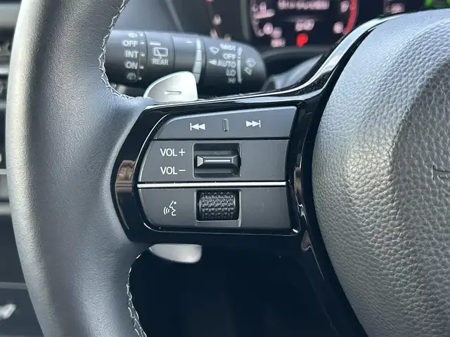 ホンダ ＺＲ－Ｖ Z 群馬県 2023(令5)年 0.7万km Ｄグリーン ワンオーナー/純正9インチワイドナビ/（フルセグ/AppleCarPlay/AndroidAuto）/マルチビューカメラシステム/BOSEプレミアムサウンドシステム/ホンダセンシング/・衝突軽減ブレーキ/・後方誤発進抑制機能/・歩行者事故低減ステアリング/・渋滞追従機能付アダプティブクルーズコントロール/・車線維持支援システム/・先行車発進お知らせ機能/・標識認識機能/・ブラインドスポットインフォメーション/・後退出庫サポート/・誤発進抑制機能/・近距離衝突軽減ブレーキ/・路外逸脱抑制機能/・トラフィックジャムアシスト/・オートハイビーム/・パーキングセンサーシステム/アクティブコーナリングライト/ステアリングヒーター/パドルシフト/革シート/シートヒーター/ドライビングポジションシステム/置くだけ充電/パワーバックドア/ETC/前後ドライブレコーダー/LEDヘッドランプ/保証書・取説・スペアキー