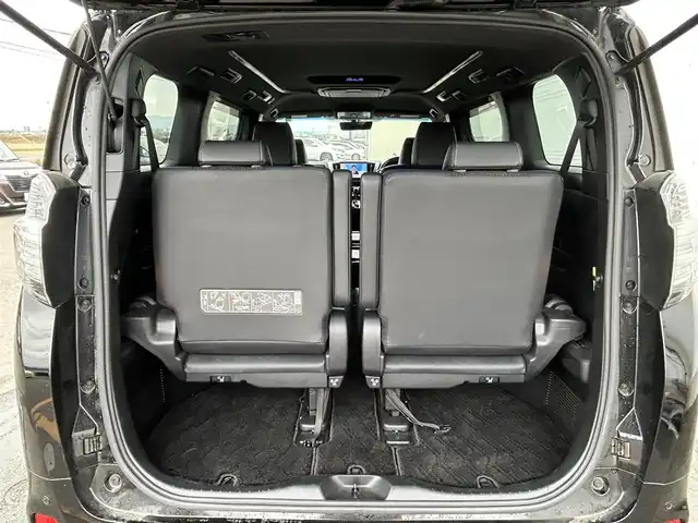 トヨタ ヴェルファイア Z Aエディション 佐賀県 2017(平29)年 6.2万km ブラック アルパイン11インチメモリーナビゲーション/・フルセグTV/CD/DVD/SD/Bluetooth/アルパイン12.8インチフリップダウンモニター/バックカメラ/前後ドライブレコーダー機能付デジタルインナーミラー/ビルトインETC/TVキャンセラー/両側パワースライドドア/100V電源/電子パーキングブレーキ/・AUTO HOLD機能/ハーフレザーシート/キャプテンシート/N席＋2列目オットマン/ISOFIX対応/革巻きステアリング/ステアリングリモコン/純正18インチアルミホイール/純正LEDヘッドライト/純正フォグランプ/純正フロアマット/純正ドアバイザ―/取扱説明書/クルーズコントロール/前後クリアランスソナー