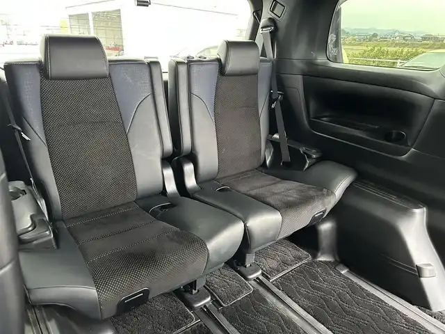 トヨタ ヴェルファイア Z Aエディション 佐賀県 2017(平29)年 6.2万km ブラック アルパイン11インチメモリーナビゲーション/・フルセグTV/CD/DVD/SD/Bluetooth/アルパイン12.8インチフリップダウンモニター/バックカメラ/前後ドライブレコーダー機能付デジタルインナーミラー/ビルトインETC/TVキャンセラー/両側パワースライドドア/100V電源/電子パーキングブレーキ/・AUTO HOLD機能/ハーフレザーシート/キャプテンシート/N席＋2列目オットマン/ISOFIX対応/革巻きステアリング/ステアリングリモコン/純正18インチアルミホイール/純正LEDヘッドライト/純正フォグランプ/純正フロアマット/純正ドアバイザ―/取扱説明書/クルーズコントロール/前後クリアランスソナー