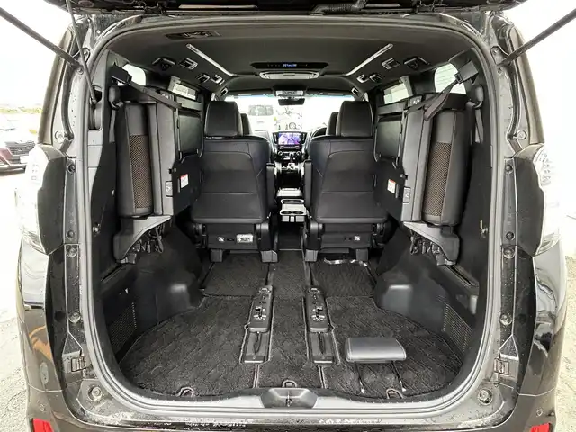 トヨタ ヴェルファイア Z Aエディション 佐賀県 2017(平29)年 6.2万km ブラック アルパイン11インチメモリーナビゲーション/・フルセグTV/CD/DVD/SD/Bluetooth/アルパイン12.8インチフリップダウンモニター/バックカメラ/前後ドライブレコーダー機能付デジタルインナーミラー/ビルトインETC/TVキャンセラー/両側パワースライドドア/100V電源/電子パーキングブレーキ/・AUTO HOLD機能/ハーフレザーシート/キャプテンシート/N席＋2列目オットマン/ISOFIX対応/革巻きステアリング/ステアリングリモコン/純正18インチアルミホイール/純正LEDヘッドライト/純正フォグランプ/純正フロアマット/純正ドアバイザ―/取扱説明書/クルーズコントロール/前後クリアランスソナー