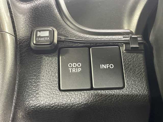 スズキ ソリオ HV MZ 神奈川県 2016(平28)年 3.7万km ピュアホワイトP 社外SDナビ・7型/型式　CN-R330D/両側パワースライドドア/デュアルカメラブレーキサポート/クルコン/D席シートヒーター/ビルトインETC/社外ドラレコ（前後）/純正フロアマット/ステアリングスイッチ/プッシュスタート/スマートキー/スペアキー/取扱説明書/保証書/HIDヘッドライト/オートライト/純正14インチAW/ルーフレール/ドアバイザー/電動格納ミラー/誤発進抑制機能/車線逸脱警報機能/ふらつき警報機能/先行車発進お知らせ機能/エマージェンシーストップシグナル