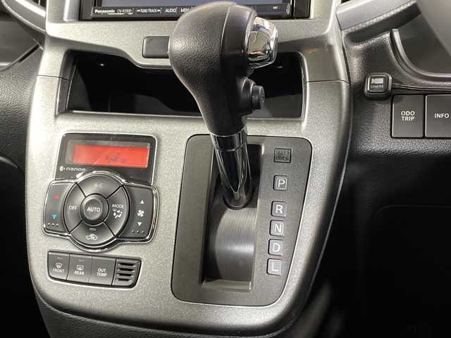 スズキ ソリオ HV MZ 神奈川県 2016(平28)年 3.7万km ピュアホワイトP 社外SDナビ・7型/型式　CN-R330D/両側パワースライドドア/デュアルカメラブレーキサポート/クルコン/D席シートヒーター/ビルトインETC/社外ドラレコ（前後）/純正フロアマット/ステアリングスイッチ/プッシュスタート/スマートキー/スペアキー/取扱説明書/保証書/HIDヘッドライト/オートライト/純正14インチAW/ルーフレール/ドアバイザー/電動格納ミラー/誤発進抑制機能/車線逸脱警報機能/ふらつき警報機能/先行車発進お知らせ機能/エマージェンシーストップシグナル