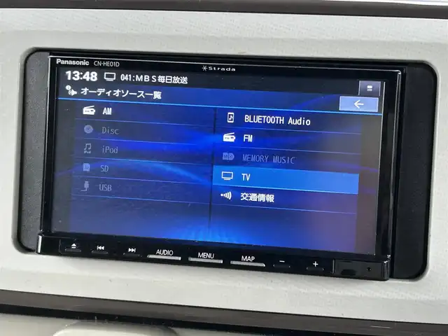 ダイハツ ムーヴ キャンバス 大阪府 2021(令3)年 2.2万km パールホワイトⅢ/ナチュラルベージュマイカメタリック 2トーン 社外ナビ　Stradaナビ/・Bluetooth/フルセグTV/CD/DVD/IPod/ラジオ/主要装備/・アラウンドビューモニター/・衝突軽減ブレーキ/・横滑り防止装置/・両側パワースライドドア/・ステアリングスイッチ/・ハロゲンヘッドライト/・オートマチックハイビーム/・ヘッドライトレベライザー/・フォグランプ/・純正ホイールキャップ/・純正フロアマット/・前後ドライブレコーダー/・ETC