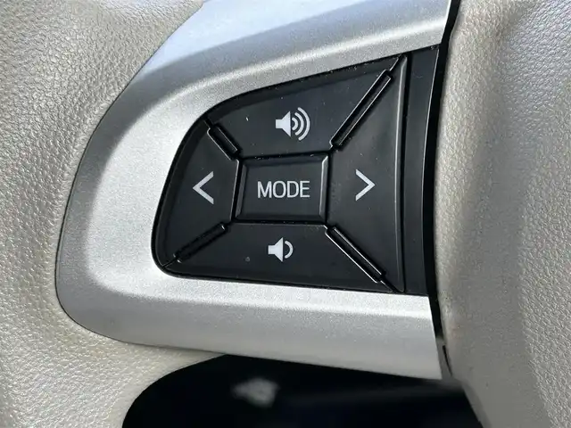 ダイハツ ムーヴ キャンバス 大阪府 2021(令3)年 2.2万km パールホワイトⅢ/ナチュラルベージュマイカメタリック 2トーン 社外ナビ　Stradaナビ/・Bluetooth/フルセグTV/CD/DVD/IPod/ラジオ/主要装備/・アラウンドビューモニター/・衝突軽減ブレーキ/・横滑り防止装置/・両側パワースライドドア/・ステアリングスイッチ/・ハロゲンヘッドライト/・オートマチックハイビーム/・ヘッドライトレベライザー/・フォグランプ/・純正ホイールキャップ/・純正フロアマット/・前後ドライブレコーダー/・ETC