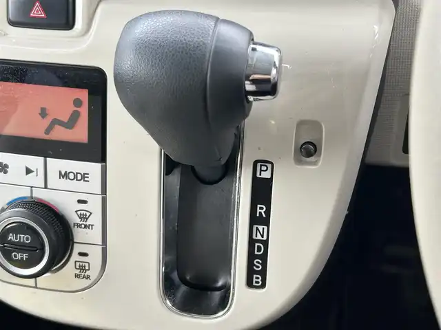 ダイハツ ムーヴ キャンバス 大阪府 2021(令3)年 2.2万km パールホワイトⅢ/ナチュラルベージュマイカメタリック 2トーン 社外ナビ　Stradaナビ/・Bluetooth/フルセグTV/CD/DVD/IPod/ラジオ/主要装備/・アラウンドビューモニター/・衝突軽減ブレーキ/・横滑り防止装置/・両側パワースライドドア/・ステアリングスイッチ/・ハロゲンヘッドライト/・オートマチックハイビーム/・ヘッドライトレベライザー/・フォグランプ/・純正ホイールキャップ/・純正フロアマット/・前後ドライブレコーダー/・ETC