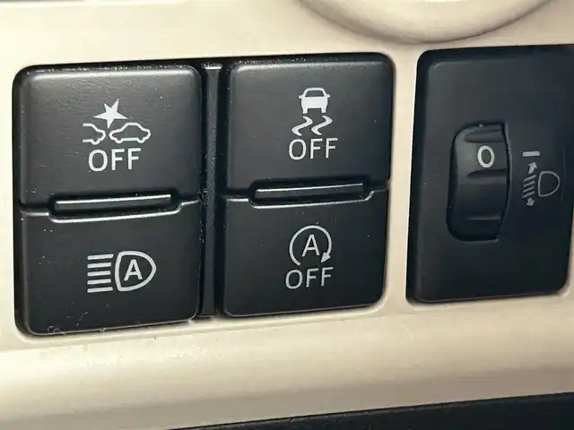 ダイハツ ムーヴ キャンバス 大阪府 2021(令3)年 2.2万km パールホワイトⅢ/ナチュラルベージュマイカメタリック 2トーン 社外ナビ　Stradaナビ/・Bluetooth/フルセグTV/CD/DVD/IPod/ラジオ/主要装備/・アラウンドビューモニター/・衝突軽減ブレーキ/・横滑り防止装置/・両側パワースライドドア/・ステアリングスイッチ/・ハロゲンヘッドライト/・オートマチックハイビーム/・ヘッドライトレベライザー/・フォグランプ/・純正ホイールキャップ/・純正フロアマット/・前後ドライブレコーダー/・ETC