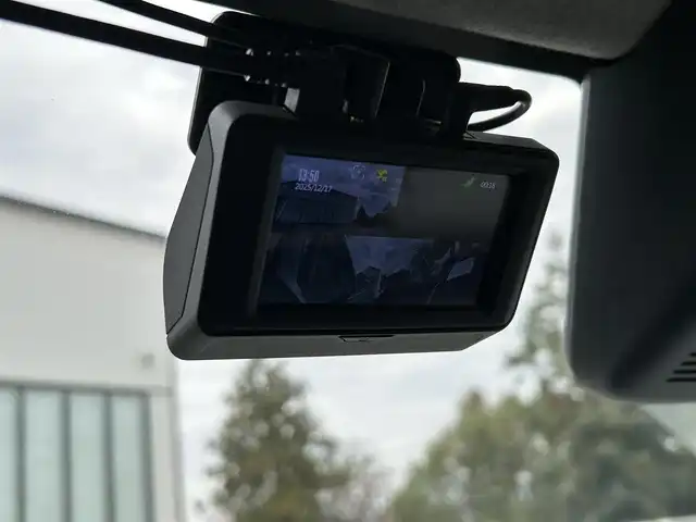 ダイハツ ムーヴ キャンバス 大阪府 2021(令3)年 2.2万km パールホワイトⅢ/ナチュラルベージュマイカメタリック 2トーン 社外ナビ　Stradaナビ/・Bluetooth/フルセグTV/CD/DVD/IPod/ラジオ/主要装備/・アラウンドビューモニター/・衝突軽減ブレーキ/・横滑り防止装置/・両側パワースライドドア/・ステアリングスイッチ/・ハロゲンヘッドライト/・オートマチックハイビーム/・ヘッドライトレベライザー/・フォグランプ/・純正ホイールキャップ/・純正フロアマット/・前後ドライブレコーダー/・ETC