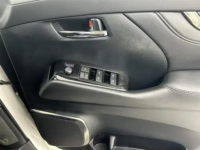 トヨタ アルファード S Cパッケージ 熊本県 2019(令1)年 6.3万km ホワイトパールクリスタルシャイン アルパイン11型ナビEX１１X（Bluetooth・CD・DVD・TV・HDMI・SD）/アルパインフリップダウンモニター/モデリスタエアロ/100V充電/両側パワースライドドア/バックカメラ/ETC/パワーバックドア/トヨタセーフティーセンス/・プリクラッシュセーフティ/・レーンディパーチャーアラート/・レーダークルーズコントロール/・アダプティブハイビームアシスト/・オートマチックハイビーム/・パーキングサポートブレーキ/・ブラインドスポットモニター/前後コーナーセンサー/前方ドライブレコーダー/ステアリングスイッチ/デジタルインナーミラー/シートヒーター/ステアリングヒーター/エアーシート/前席・2列目パワーシート/助手席・2列目オットマン/横滑り防止/オートライト/オートマチックハイビーム/LEDヘッドライト/フォグライト/スマートキー/プッシュスタート/スペアキー1本/保証書/取扱説明書