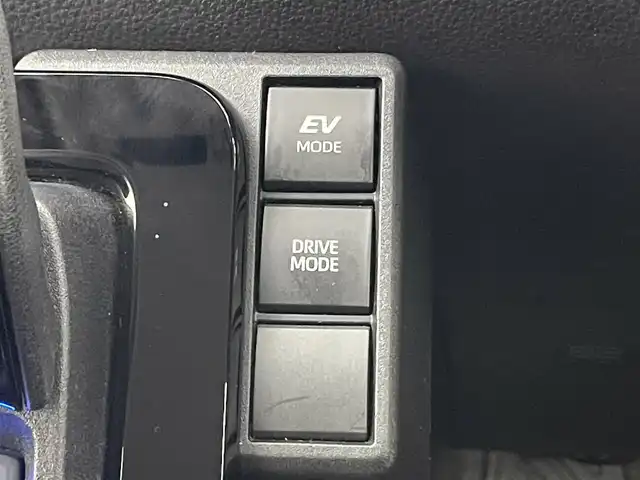 トヨタ シエンタ ハイブリッド Z 埼玉県 2022(令4)年 3.8万km ブラック 10.5インチナビ/　フルセグTV/Bluetooth/Applecarplay/パノラミックビューモニター/両側パワースライドドア/トヨタセーフティセンス/　リヤクロストラフィックアラート/　パーキングブレーキサポート/　ロードサインアシスト/　プリクラッシュブレーキ/　車線逸脱抑制機能/　プロアクティブドライビングアシスト/ビルトインETC/スマートキー/LEDヘッドライト/オートライト/オートマチックハイビーム/前後コーナーセンサー/100V/プッシュスタート/BSM