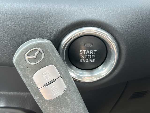 マツダ ＣＸ－５ XD プロアクティブ 山口県 2017(平29)年 5万km スノーフレイクホワイトパールマイカ 禁煙車/純正10.25インチSDナビ/・フルセグＴＶ/・Bluetooth接続/・ＡＵＸ接続/・ＣＤ/ＤＶＤ再生機能/ＢＯＳＥサウンド/バックカメラ/サイドカメラ/ETC/スマートキー×２/プッシュスタート/アダプティブＬＥＤヘッドライト/アダプティブクルーズコントロール(全車速追従機能付)/レーンキープアシスト/車線逸脱警報システム/交通標識システム/ドライバーアテンションアラート/スマートブレーキアシスト/リアパーキングセンサー
