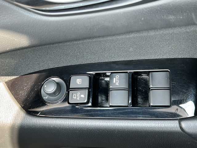マツダ ＣＸ－５ XD プロアクティブ 山口県 2017(平29)年 5万km スノーフレイクホワイトパールマイカ 禁煙車/純正10.25インチSDナビ/・フルセグＴＶ/・Bluetooth接続/・ＡＵＸ接続/・ＣＤ/ＤＶＤ再生機能/ＢＯＳＥサウンド/バックカメラ/サイドカメラ/ETC/スマートキー×２/プッシュスタート/アダプティブＬＥＤヘッドライト/アダプティブクルーズコントロール(全車速追従機能付)/レーンキープアシスト/車線逸脱警報システム/交通標識システム/ドライバーアテンションアラート/スマートブレーキアシスト/リアパーキングセンサー