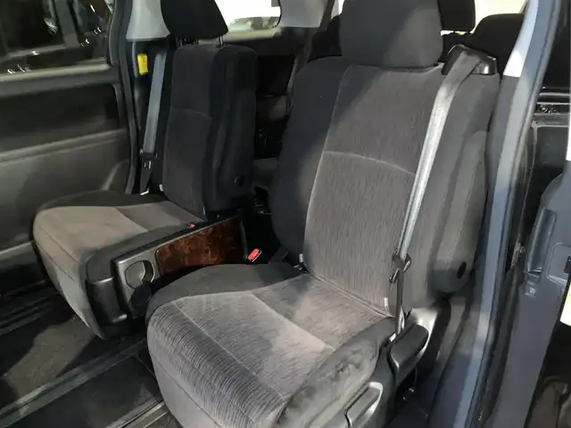 トヨタ ヴェルファイア 2．4Z 兵庫県 2012(平24)年 10.4万km ブラック (株)IDOMが運営する【じしゃロン西宮店】の自社ローン専用車両になります。こちらは現金またはオートローンご利用時の価格です。自社ローンご希望の方は別途その旨お申付け下さい/＊ETC/＊バックカメラ/＊フルセグ/＊サンルーフ/＊片側パワスラ/＊横滑り防止装置