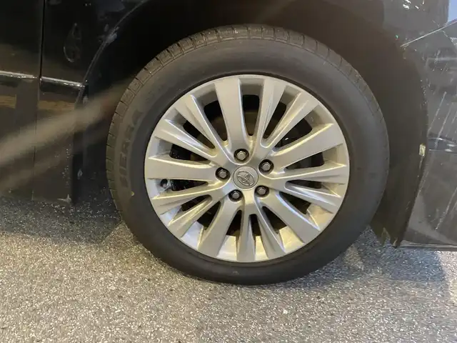 トヨタ ヴェルファイア 2．4Z 兵庫県 2012(平24)年 10.4万km ブラック (株)IDOMが運営する【じしゃロン西宮店】の自社ローン専用車両になります。こちらは現金またはオートローンご利用時の価格です。自社ローンご希望の方は別途その旨お申付け下さい/＊ETC/＊バックカメラ/＊フルセグ/＊サンルーフ/＊片側パワスラ/＊横滑り防止装置