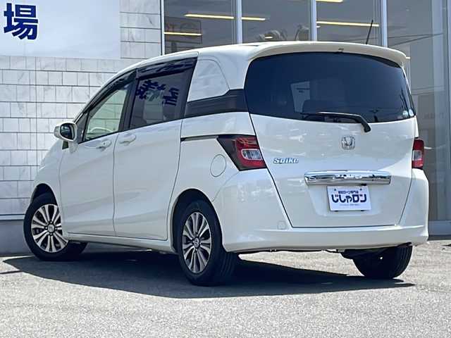ホンダ フリード スパイク GL 山口県 2012(平24)年 7.7万km プレミアムホワイトパール 株)IDOMが運営する【じしゃロン宇部店】の自社ローン専用車両になります。こちらは現金またはオートローンご利用時の価格です。自社ローンご希望の方は別途その旨お申付け下さい/両側パワースライド/ギャザズナビ
