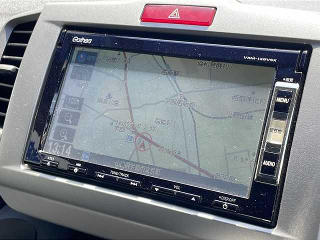 ホンダ フリード スパイク GL 山口県 2012(平24)年 7.7万km プレミアムホワイトパール 株)IDOMが運営する【じしゃロン宇部店】の自社ローン専用車両になります。こちらは現金またはオートローンご利用時の価格です。自社ローンご希望の方は別途その旨お申付け下さい/両側パワースライド/ギャザズナビ