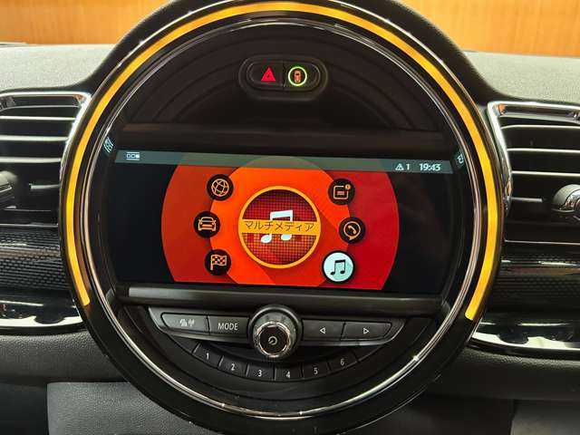 ＭＩＮＩ ミニ クラブマン クーパーD 千葉県 2018(平30)年 0.8万km ピュアバーガンディー ＡＣＣ　/純正ナビ　/バックカメラ　/ＰＤＣ　/ドライブレコーダー　/パーキングアシスト　/ＬＥＤヘッドライト　/オートライト　/電動パーキングブレーキ　/横滑り防止　/アイドリングストップ　/純正１７インチＡＷ