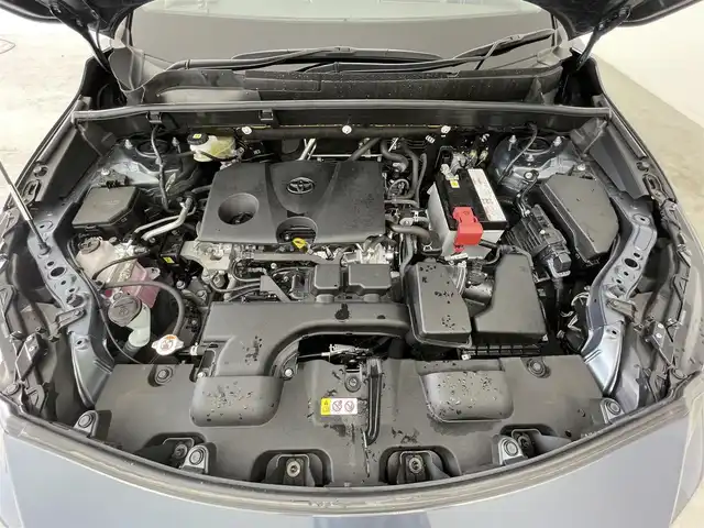トヨタ ハリアー S 大分県 2022(令4)年 2.9万km スレートグレーメタリック 純正8型ナビ/Bluetooth/Miracast/FM/AM/バックカメラ/社外ETC/社外ドライブレコーダー/レーダークルーズコントロール/クリアランスソナー/トヨタセーフティセンス/オートLEDライト/本革巻きステアリング/ステアリングスイッチ/純正17インチアルミホイール