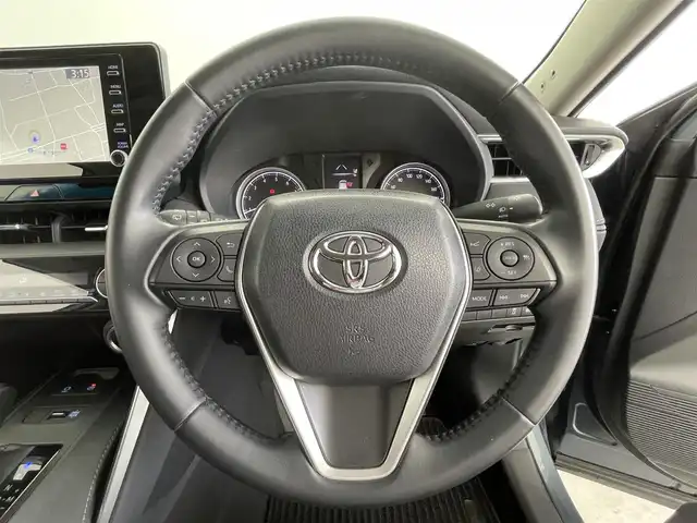 トヨタ ハリアー S 大分県 2022(令4)年 2.9万km スレートグレーメタリック 純正8型ナビ/Bluetooth/Miracast/FM/AM/バックカメラ/社外ETC/社外ドライブレコーダー/レーダークルーズコントロール/クリアランスソナー/トヨタセーフティセンス/オートLEDライト/本革巻きステアリング/ステアリングスイッチ/純正17インチアルミホイール