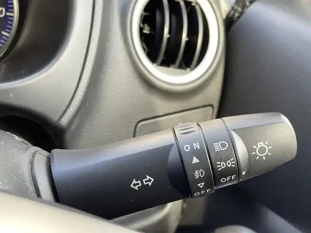 三菱 ｅＫカスタム G 東京都 2014(平26)年 2.4万km シルキーホワイト 社外メモリナビ/CD/DVD/FM・AM/Bluetooth/USB//ワンセグTV/バックカメラ/ETC/ドライブレコーダー前後/キセノンヘッドライト/純正１４インチアルミホイール/純正フロアマット/プッシュスタート/アイドリングストップ/保証書/取扱説明書/記録簿/スペアキー