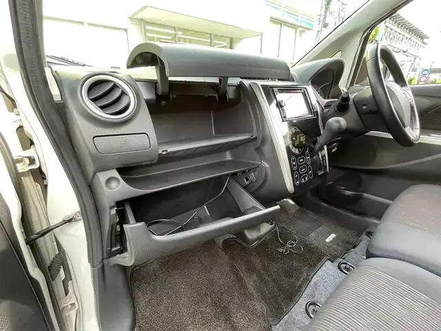 三菱 ｅＫカスタム G 東京都 2014(平26)年 2.4万km シルキーホワイト 社外メモリナビ/CD/DVD/FM・AM/Bluetooth/USB//ワンセグTV/バックカメラ/ETC/ドライブレコーダー前後/キセノンヘッドライト/純正１４インチアルミホイール/純正フロアマット/プッシュスタート/アイドリングストップ/保証書/取扱説明書/記録簿/スペアキー
