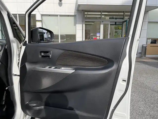 三菱 ｅＫカスタム G 東京都 2014(平26)年 2.4万km シルキーホワイト 社外メモリナビ/CD/DVD/FM・AM/Bluetooth/USB//ワンセグTV/バックカメラ/ETC/ドライブレコーダー前後/キセノンヘッドライト/純正１４インチアルミホイール/純正フロアマット/プッシュスタート/アイドリングストップ/保証書/取扱説明書/記録簿/スペアキー