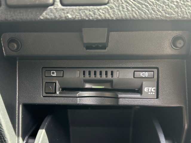 トヨタ アルファード S Cパッケージ 千葉県 2018(平30)年 7.6万km ホワイトパールクリスタルシャイン 純正ナビ/フルセグTV/Bluetooth/DVD/CD/HDMI/バックカメラ/フリップダウンモニター/ドライブレコーダー/デジタルインナーミラー/両側パワースライドドア/クルーズコントロール/ビルトインETC/オートライト/オートマチックハイビーム/プッシュスタートボタン/ブレーキホールド/MTモード付AT/革巻きハンドル/ステアリングスイッチ/リアサンシェード/レーンキープアシスト/衝突被害軽減アシスト/先行車両発進のお知らせ/車線逸脱警報/純正アルミホイールタイヤ付き車載/純正フロアマット/パワーシート/シートヒーター/エアシート/オットマン/レザーシート/ウィンカーミラー/取扱説明書/スペアキー1本/エンジンスターター