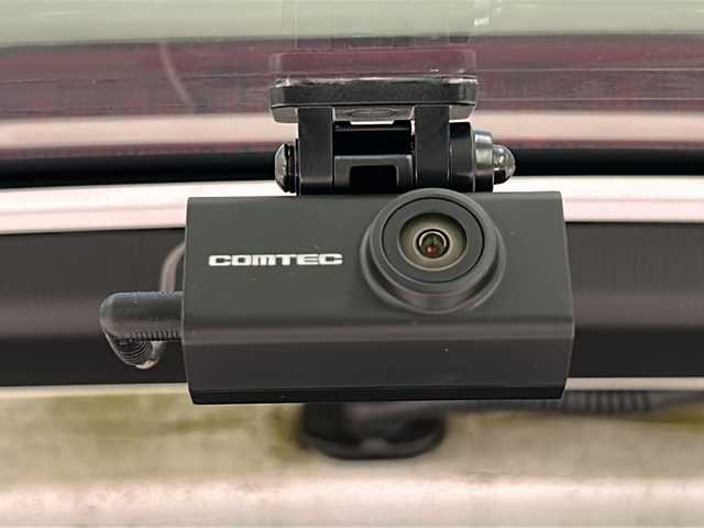 マツダ デミオ 15S 岐阜県 2018(平30)年 1.5万km スノーフレイクホワイトパールマイカ スマートシティブレーキ/ブラインドスポットモニター/レーンキープ/前後ソナー/マツダコネクト/バックカメラ/DVD/スマートキー/プッシュスタート/オートライト/sportモード/前後ドライブレコーダー/アイドリングストップ