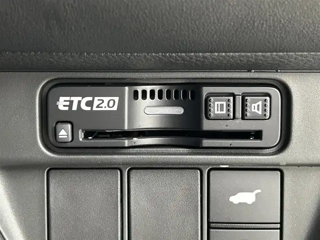 ホンダ ＺＲ－Ｖ ハイブリッド e:HEV Z ブラックスタイル 福岡県 2024(令6)年 0.1万km プラチナホワイトパール 純正９型ナビ　/全方位カメラ　/ＢＯＳＥサウンド　/ビルトインＥＴＣ２．０　/置くだけ充電　/アダプティブクルコン　/コーナーセンサー　/衝突被害軽減　/レーンキープ　/ＢＳＭ　/ヒルディセントコントロール　/パドルシフト　/パワーバックドア/シートヒーター/ステアリングヒーター/本革レザーシート/純正１８インチアルミホイール