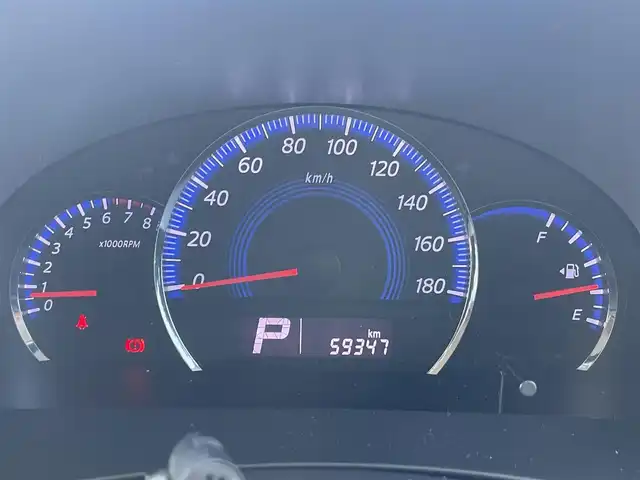 三菱 デリカＤ：２ S 福岡県 2012(平24)年 6万km パールホワイト 盗難防止/バッグカメラ/エアバッグ/SDナビ/フルセグTV　/BT/SDミュージック/AUX/ETC/CDチェンジャー/純正アルミホイール/社外フロアマット/プッシュスタート/スマートキー/オートライト/両側パワスラ/シートカバー/エアロパーツ