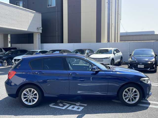 ＢＭＷ １１８ｉ スタイル 広島県 2016(平28)年 7.1万km メディテラニアンブルー /登録時走行距離/　　　　　　　70391キロ/ターボ/純正ナビ/バックカメラ/ハーフレザーシート/スペアキー×１/ミラーETC/新車時整備手帳/　　【保証書】/取扱説明書/