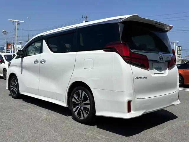 トヨタ アルファード S Cパッケージ 徳島県 2023(令5)年 1.3万km ホワイトパールクリスタルシャイン ツインムーンルーフ/デジタルインナーミラー/9型ディスプレイオーディオ/バックカメラ/シートヒーター/エアーシート/追従式クルーズコントロール/ベンチレーション/両側電動スライドドア/パワーバックドア/ブラインドスポットモニター/ビルトインETC/前後コーナーセンサー/ステアリングヒーター/パーキングアシスト/オートブレーキホールド/シートメモリ/新車時保証書/取扱説明書