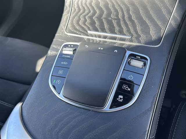 メルセデス・ベンツ ＧＬＣ２２０ d 4マチック クーペ AMGライン 滋賀県 2019(令1)年 4.7万km グレー パノラミックスライディング/AMGライン/マルチビームLEDヘッドライト/AIR BODY CONTROLエアサスペンション/19inch AMG5ツインスポークAW/レーダーセーフティpkg/ハーフレザーシート/・シートヒーター（全席）/・メモリー付パワーシート（D/N）/MBUX（10.25inchワイドディスプレイ）/ナビゲーション/USB/Bt/フルセグ/ワイヤレスチャージング/64色アンビエントライト/キーレスゴー/パークトロニック（F/R）/360°カメラ